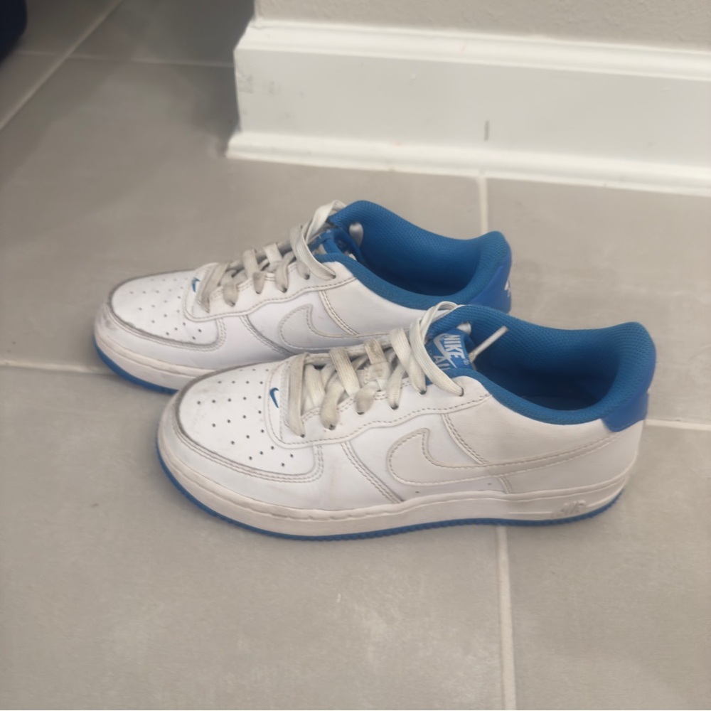 Nike Kids White and Blue Sneakers